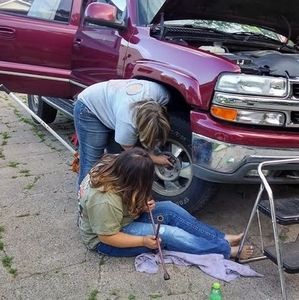 Meet your Posher, Bob